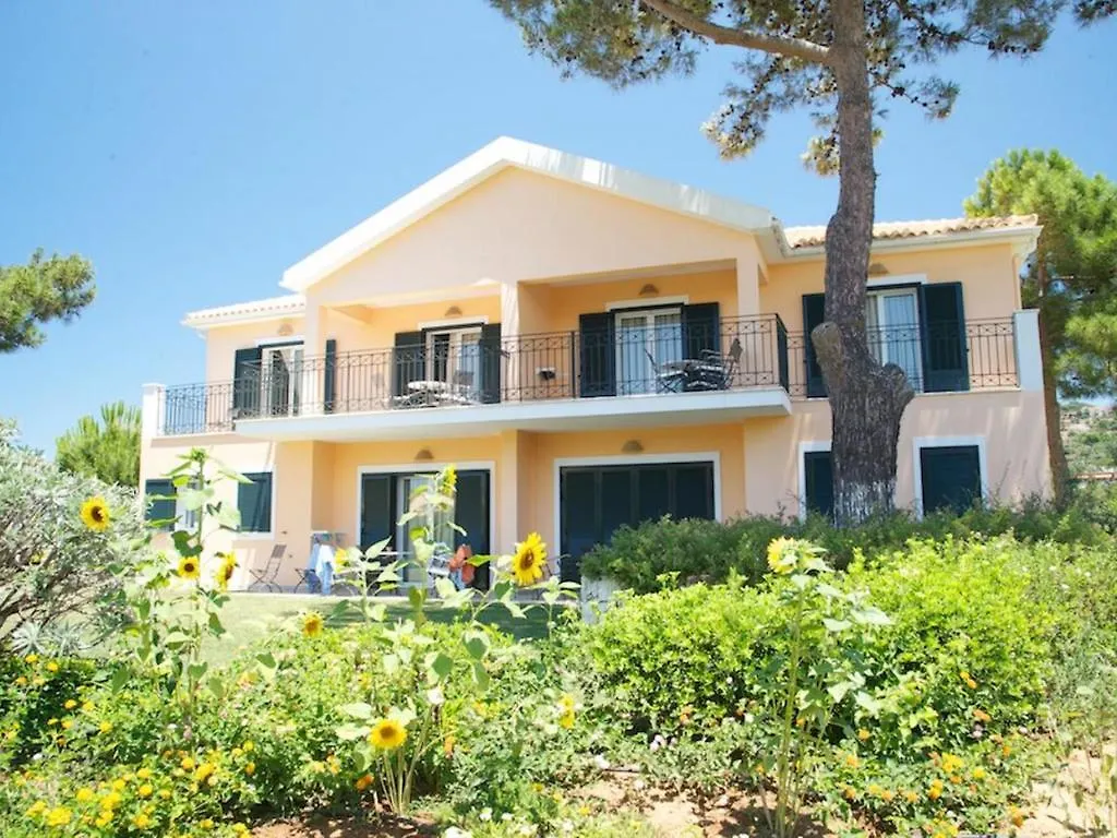 Hotel Enalion Suites Lassi